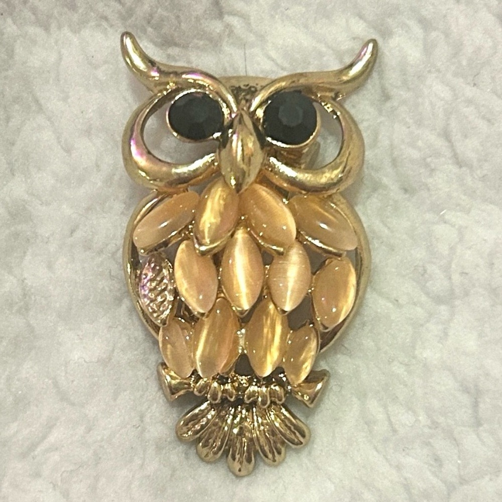 Gold Owl Brooch with Black Accents - Picture 1 of 3